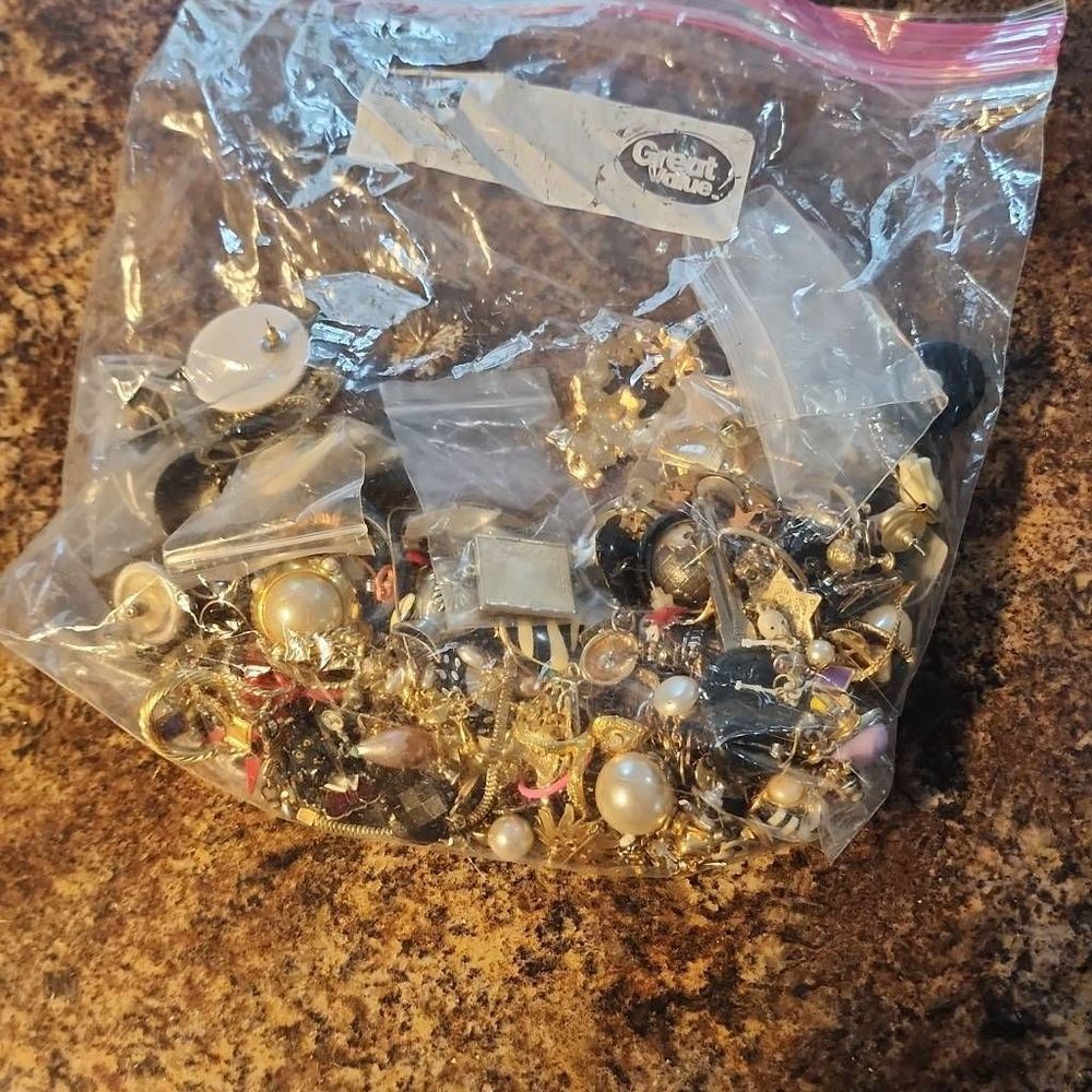 Random vintage jewlery